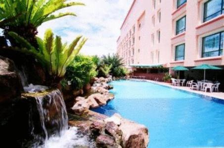 Grand Palace Hotel Miri Esterno foto